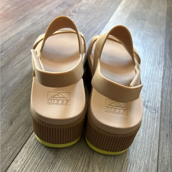 REEF Water Vista Higher Slingback Sandal size 6M - Picture 5 of 7